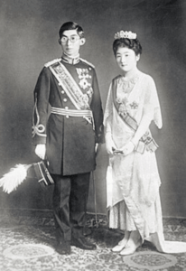 室井滋の母の皇室の噂と秩父宮妃説の真相。実家家系と私生活を整理