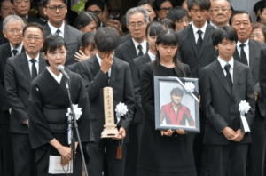 西城秀樹の長女の大学は看護系？進学説と現在像を詳細に整理