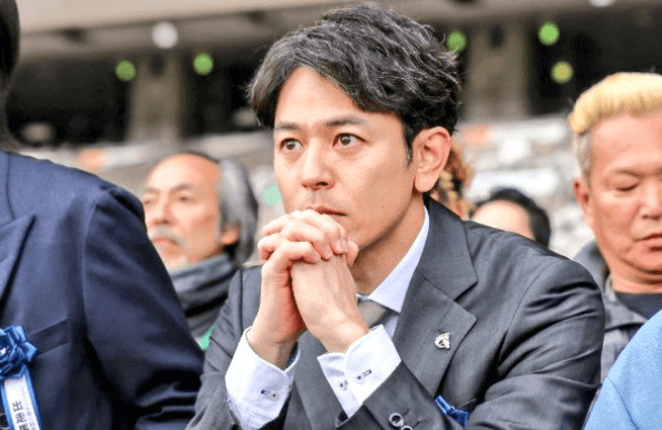 妻夫木聡の双子説が広まった理由とは。兄の正体や家族背景を解説