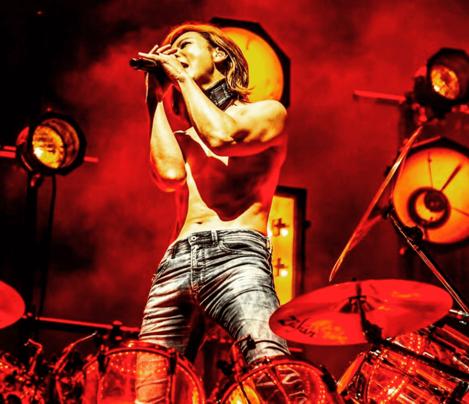 YOSHIKIの結婚歴はある？元妻や子供の噂と結婚しない理由を解説