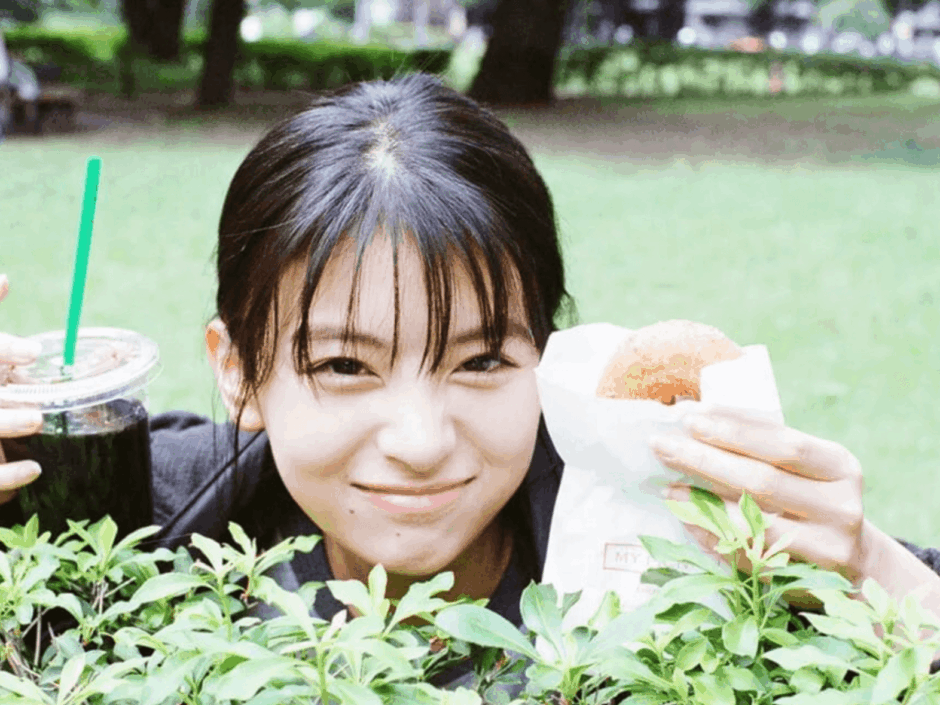 出口夏希の国籍はどこ？中国出身の噂やハーフ説と家族構成を解説