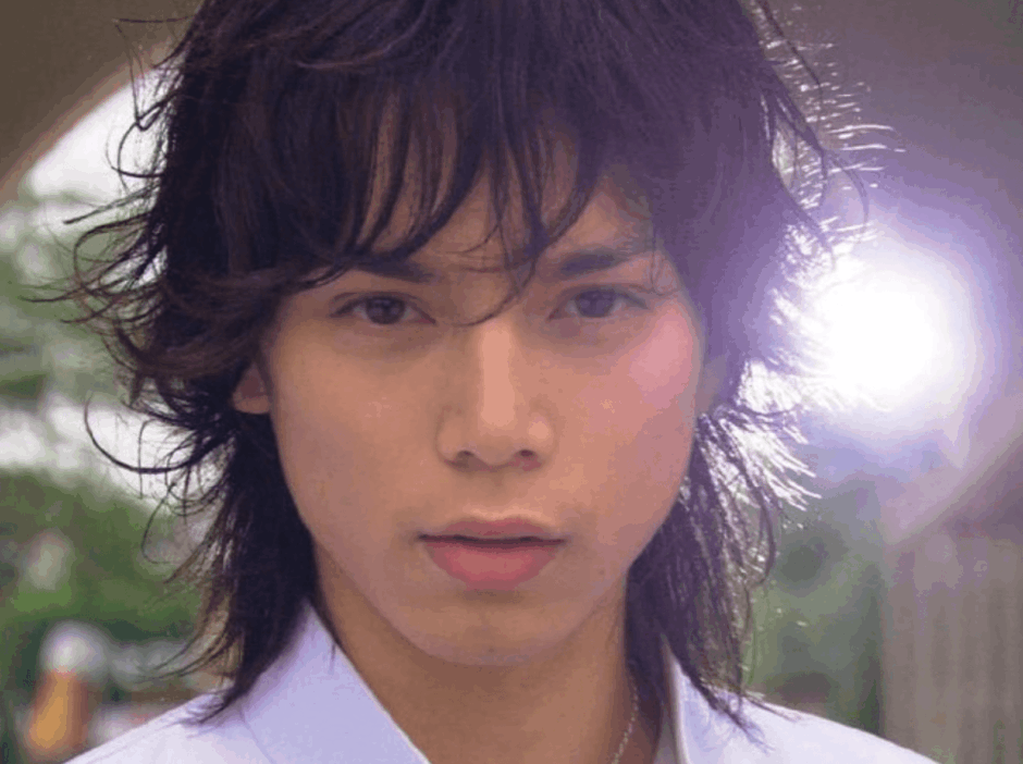 水嶋ヒロの現在の年収の真相と収入源を徹底解説する最新情報まとめ