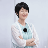 小島慶子の旦那の職業と家族事情｜退職理由と現在の働き方とは